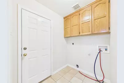 1125 Iris Crescent Drive, Floresville, TX 78114 - Photo 26