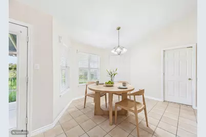 1125 Iris Crescent Drive, Floresville, TX 78114 - Photo 10