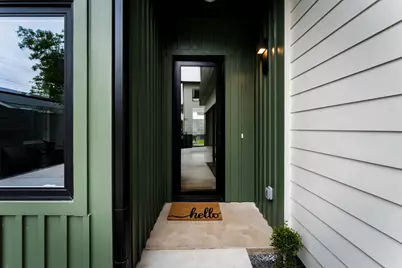 3204 Lyons Road #2, Austin, TX 78702 - Photo 2
