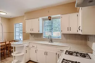 1110 Southwood Rd, Austin, TX 78704 - Photo 4