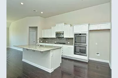 916 Purple Moor Pass, Leander, TX 78641 - Photo 18