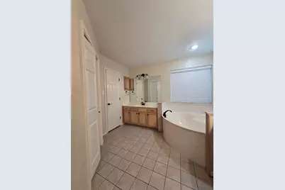 711 Beachwood Road, Burnet, TX 78611 - Photo 8