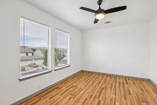 18736 Imperial Eagle Ln, Elgin, TX 78621 - Photo 24
