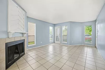 2009 W Loop #A, Austin, TX 78758 - Photo 2