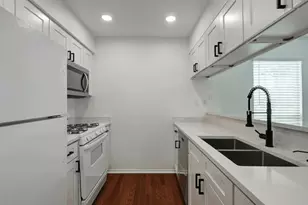 913 Sirocco Dr, Austin, TX 78745 - Photo 4