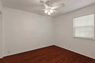 913 Sirocco Dr, Austin, TX 78745 - Photo 14