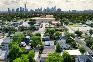 1905 Pennsylvania Ave, Austin, TX 78702 - Photo 32