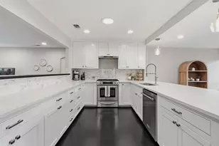 1506 Chelsea Ln, Austin, TX 78704 - Photo 10