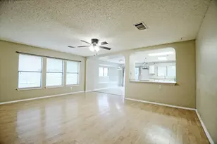 1353 Lakeside Loop, Round Rock, TX 78665 - Photo 2