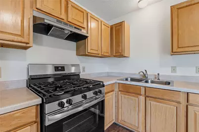 6205 Shadow Bend, Austin, TX 78745 - Photo 8