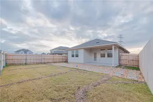 6400 Wolf Pack Dr, Pflugerville, TX 78660 - Photo 18