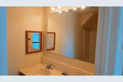105 Meadow Drive, Georgetown, TX 78633 - Photo 14