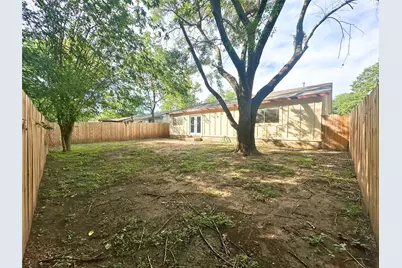 2525 Dovemeadow Drive, Austin, TX 78744 - Photo 30