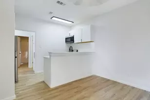 2815 Rio Grande St, Austin, TX 78705 - Photo 2