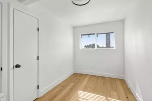7929 Gault St, Austin, TX 78757 - Photo 6