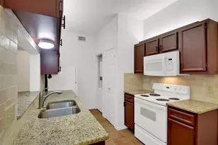 9100 Mountain Ridge Dr, Austin, TX 78759 - Photo 14