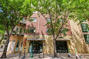 910 W 25th St, Austin, TX 78705 - Photo 16