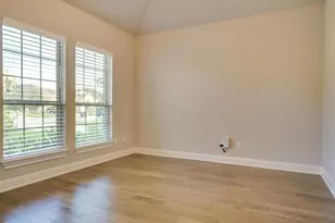 2905 Coral Valley Dr, Leander, TX 78641 - Photo 8