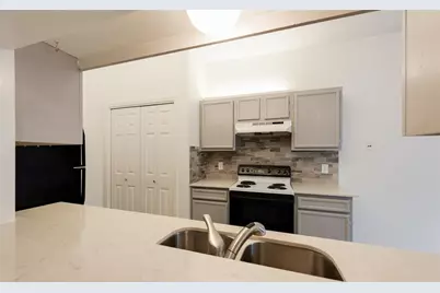9100 Mountain Ridge Drive #105, Austin, TX 78759 - Photo 12