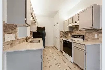9100 Mountain Ridge Drive #105, Austin, TX 78759 - Photo 6