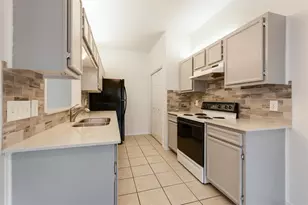 9100 Mountain Ridge Dr, Austin, TX 78759 - Photo 6