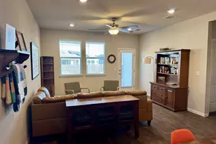 107 Hamilton Pool Ln, Bastrop, TX 78602 - Photo 10