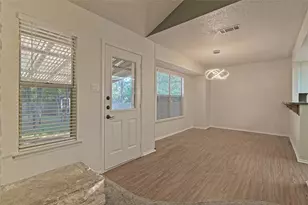909 Garden Meadow Dr, Georgetown, TX 78628 - Photo 10
