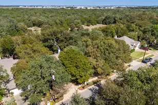 134 Canyon Rd, Georgetown, TX 78628 - Photo 36
