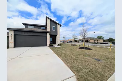 9400 Oxbow Strap Drive, Austin, TX 78724 - Photo 2