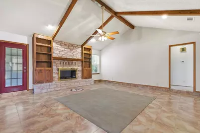 250 Hickory Drive, Elgin, TX 78621 - Photo 8