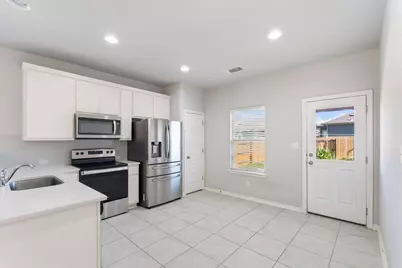 309 Trellis Boulevard, Leander, TX 78641 - Photo 6