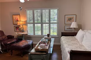 435 Forrest Hill Dr, San Antonio, TX 78209 - Photo 20