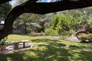 435 Forrest Hill Dr, San Antonio, TX 78209 - Photo 38