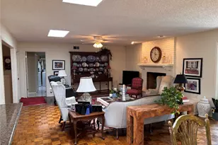 435 Forrest Hill Dr, San Antonio, TX 78209 - Photo 12