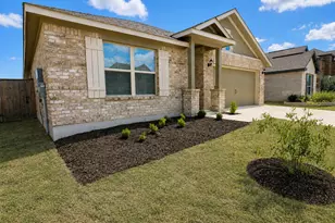 132 Periwinkle Ln, Bastrop, TX 78602 - Photo 2