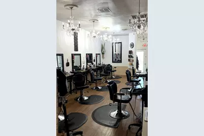 106 East Street, Hutto, TX 78634 - Photo 2