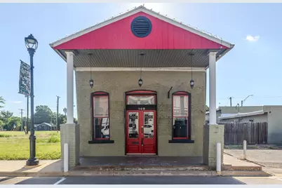 106 East Street, Hutto, TX 78634 - Photo 2