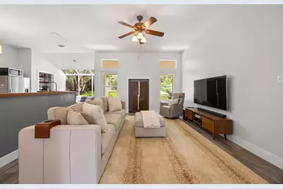 3607 Latimer Drive, Austin, TX 78732 - Photo 4
