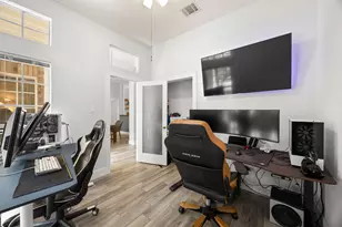 3607 Latimer Dr, Austin, TX 78732 - Photo 22