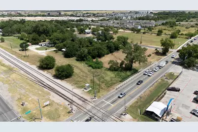 101 E South Street, Leander, TX 78641 - Photo 2