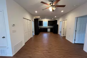 805 Hallie Cove, Lockhart, TX 78644 - Photo 6