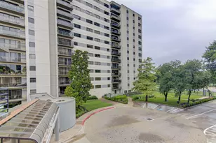 40 N Interstate 35 Hwy, Austin, TX 78701 - Photo 1