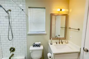 2902 Cole St, Austin, TX 78705 - Photo 10