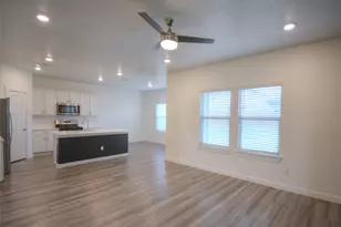 1137 Tipton St, Georgetown, TX 78633 - Photo 4