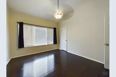 807 W 25th Street #304, Austin, TX 78705 - Photo 16