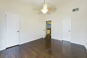 807 W 25th St, Austin, TX 78705 - Photo 18