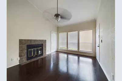 807 W 25th Street #304, Austin, TX 78705 - Photo 22