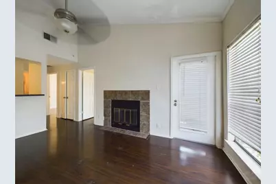 807 W 25th Street #304, Austin, TX 78705 - Photo 2