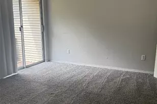 1802 River Crossing Cir, Austin, TX 78741 - Photo 16