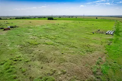 500 County Rd 161, Granger, TX 76530 - Photo 6